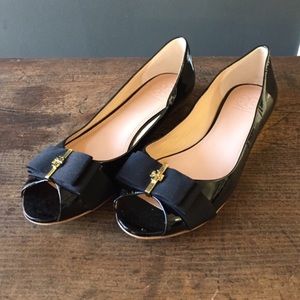 Tory Burch Trudy Black Patent Open Toe Flat